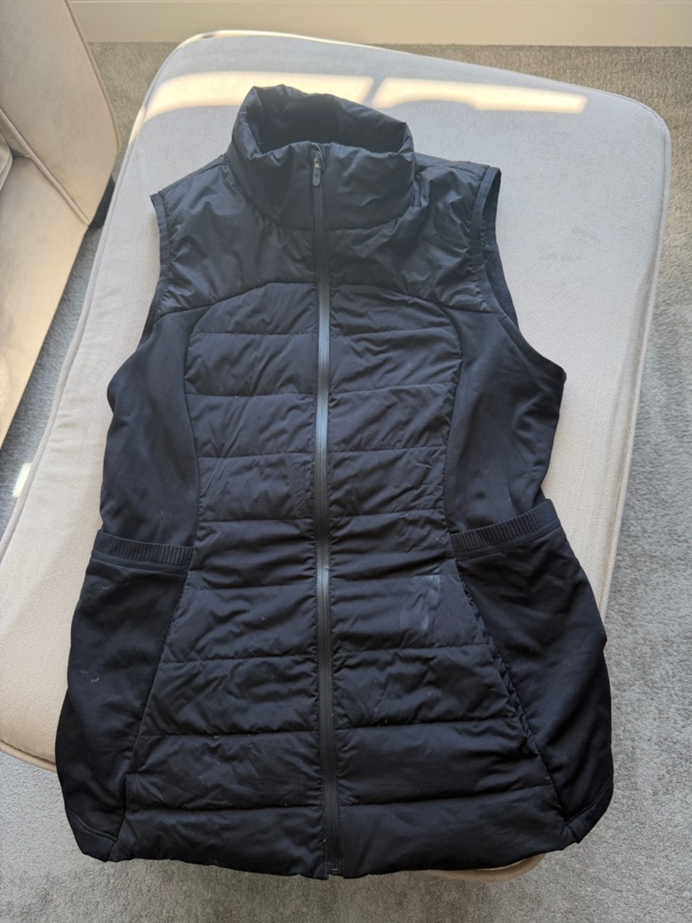 EUC Lululemon Down For It All Vest Size 10 in Black